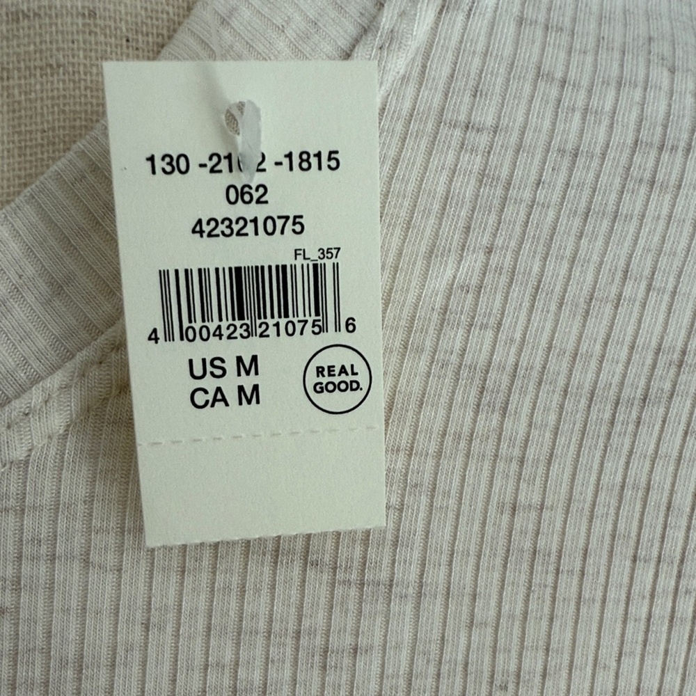 *NWT* Aerie Offline - Cream Long Sleeve Ribbed Back Scoop Neck Tee - Picture 5 of 6